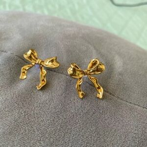 Gold Color Earrings Bow Stud🎗️
